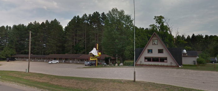 Travelers Motel & Tee Pee Restaurant (Tee Pee Motel) - 2018 Street View (newer photo)
